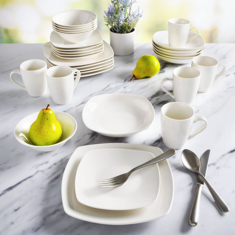 KIKUI Liberty Hill 30-Piece Dinnerware Set